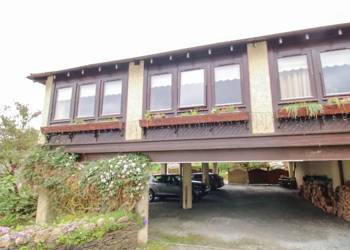 بيت للعطل Tarn Hows Is Centrally Located Close To The Shops, Pubs, Restaurants And *