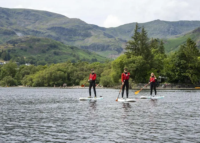 Tarn Hows Is Centrally Located Close To The Shops, Pubs, Restaurants And